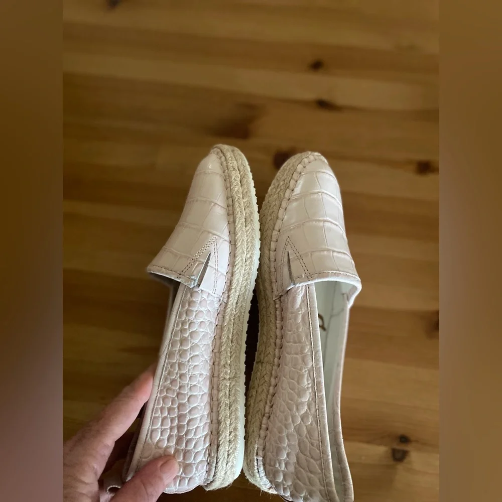 Sam Edelman Light Pink Embossed Leather Kesia Espadrille Flat Size 6 NWOT